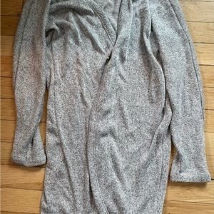 Grey/silver girl’s sweater